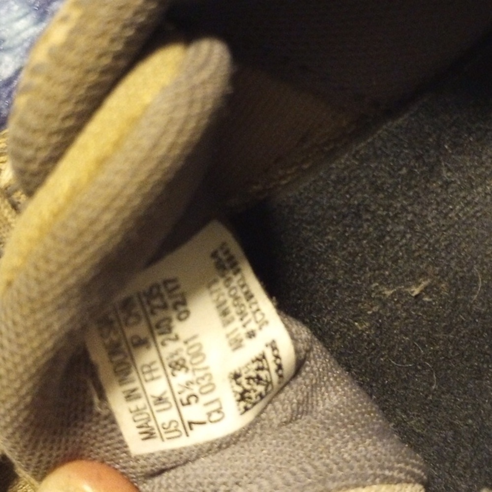 Adidas - Picture 2 of 2